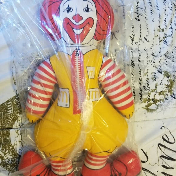 1970's Ronald Mcdonald plush 16" - Picture 3 of 4